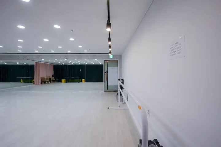 연습실 스튜디오 상업공간 사진 8