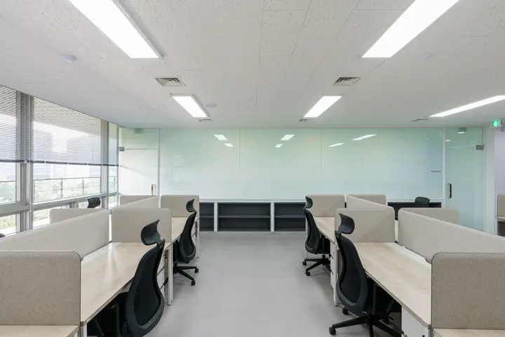사무실 업무공간 사진 12