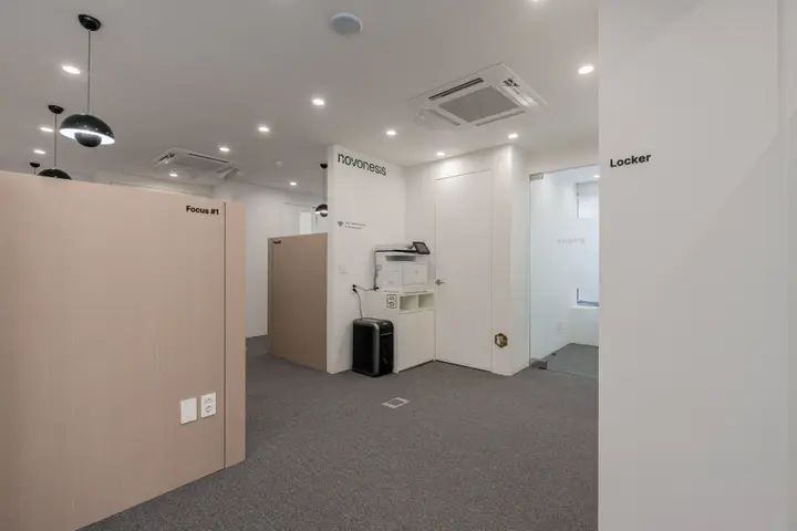 사무실 업무공간 사진 1